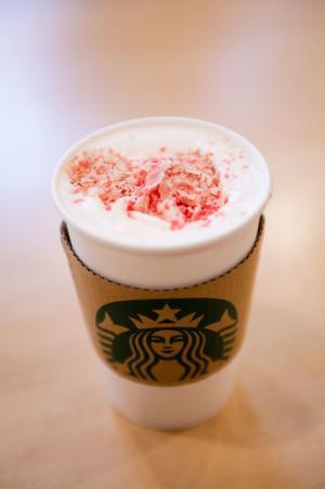 スタバ目黒店で桜イベント。河北麻友子「女子会におすすめ」