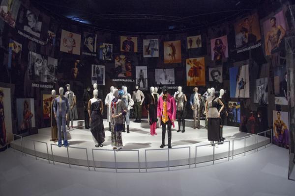 アントワープ王立アカデミーファッション科創設50周年。新宿伊勢丹スペシャルイベントへ10組20名様ご招待