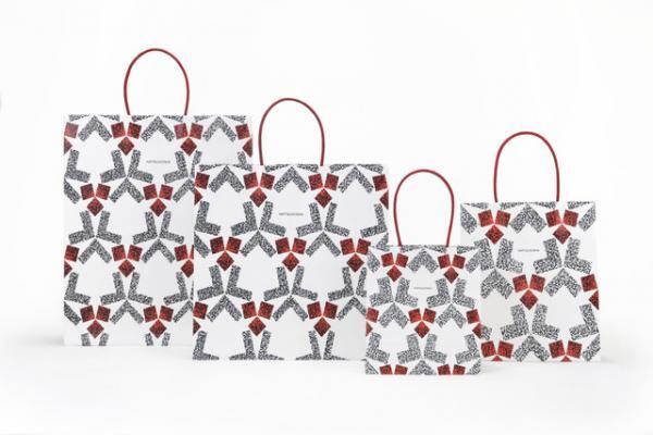 三越、4月ショッピングバッグ一新。人間国宝・森口邦彦デザイン