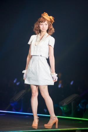 片岡愛之助やハリセンボン、最新ファッションまとってTGCでキャットウォーク