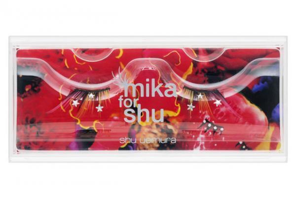 シュウウエムラが蜷川実花と3度目のコラボ。限定クレンジングオイルやつけま登場