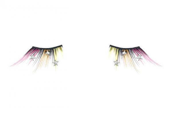 シュウウエムラが蜷川実花と3度目のコラボ。限定クレンジングオイルやつけま登場