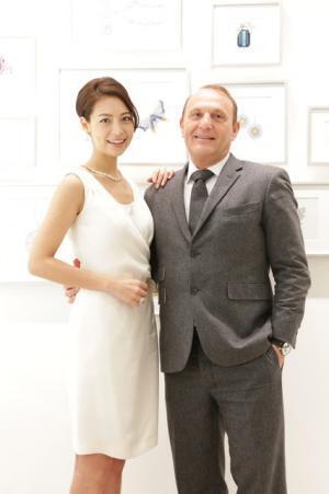 ティファニー神戸そごう店オープンを相武紗季もお祝い「早くブライダルサロンに来たい」