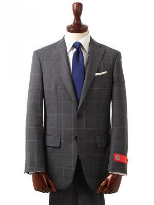 新年度はイタリアンスーツで。スーツカンパニー、カルロバルベラとコラボ