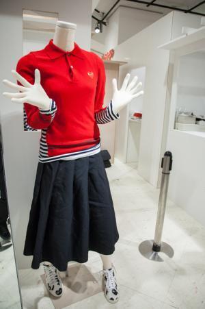 プレイ・コムデギャルソン、新宿伊勢丹で新作披露。限定アイテム盛りだくさん