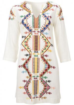 “伝説のタッグ”再び。ケイト・モスとトップショップが4年振りコラボ