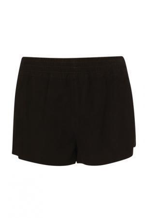 “伝説のタッグ”再び。ケイト・モスとトップショップが4年振りコラボ