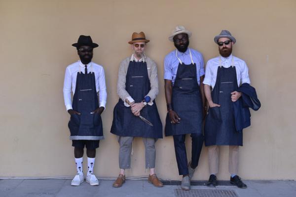 ART COMES FIRST、UA原宿にポップアップオープン。デンハムコラボエプロン発売