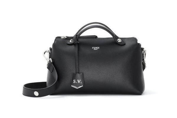 フェンディから様々な持ち方で楽しめる新作バッグ「By The Way」登場