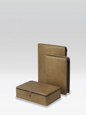 アルマーニ / カーザは初壁紙を発表【ミラノサローネ2014レポ】