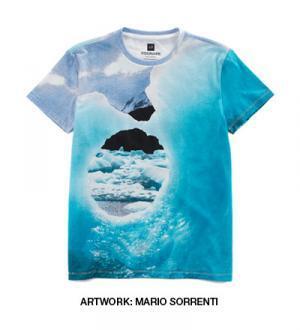 GAP×VISIONAIRE、太陽光で変化するアートTシャツ発売