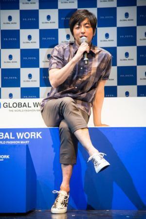 長澤まさみと大沢たかお、グローバルワーク20周年CMで“世界に挑戦”