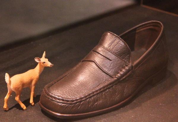 エゾシカのスリッポン、伊勢丹×more Trees×大塚製靴コラボで誕生