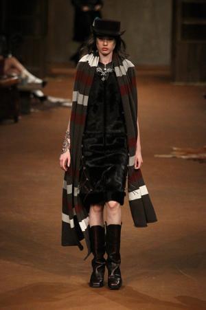 シャネル、虎ノ門ヒルズでショー開催。森タワーにテキサス創出