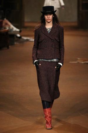 シャネル、虎ノ門ヒルズでショー開催。森タワーにテキサス創出