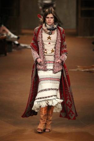 シャネル、虎ノ門ヒルズでショー開催。森タワーにテキサス創出