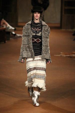 シャネル、虎ノ門ヒルズでショー開催。森タワーにテキサス創出