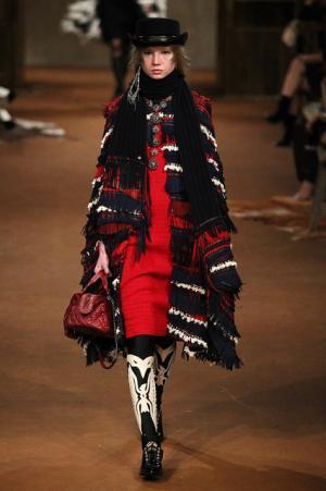 シャネル、虎ノ門ヒルズでショー開催。森タワーにテキサス創出