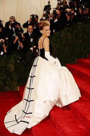 クチュールドレスには50年代風メイク【2014MET BALL】