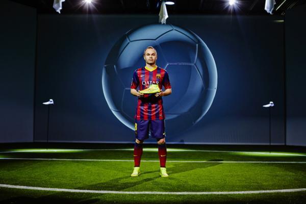 【W杯ブラジルスパイクまとめ】ナイキは革新の4型。ネイマール、大久保ら着用