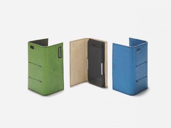 フライターグにトラックタープのiPhoneケース登場