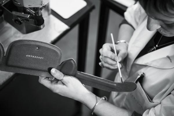 ロンシャン、秋冬広告はアレクサ・チャンと新アイコンバッグ