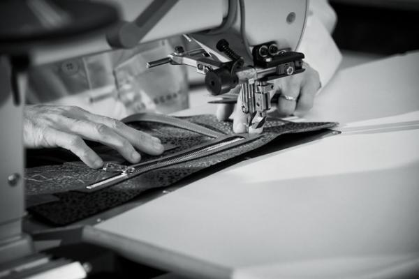 ロンシャン、秋冬広告はアレクサ・チャンと新アイコンバッグ