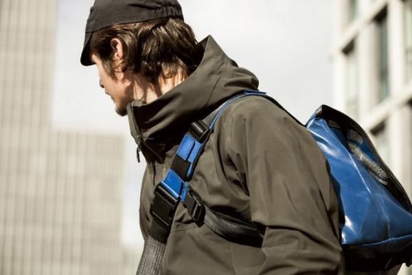 フライターグ、サイクリスト納得のメッセンジャー＆緊急バッグ発売