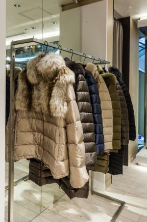 伊ブランド「SALCO」が新宿伊勢丹に日本初出店。若く美しくありたい女性へダウン提案