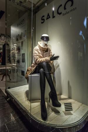 伊ブランド「SALCO」が新宿伊勢丹に日本初出店。若く美しくありたい女性へダウン提案