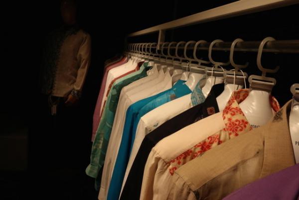 日本人がインドで作るシャツが伊ピッティ・ウオモでデビュー