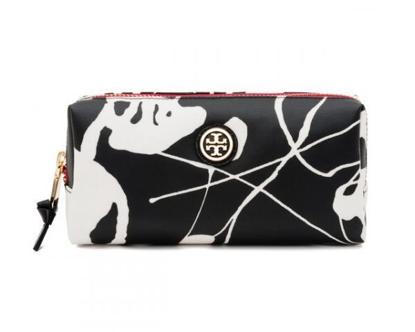 トリーバーチが日本上陸5周年記念した限定コレクションを発表