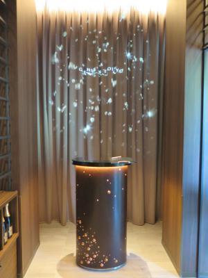 マキシム・ド・パリを作った3人が、東京ミッドタウンに新店舗オープン