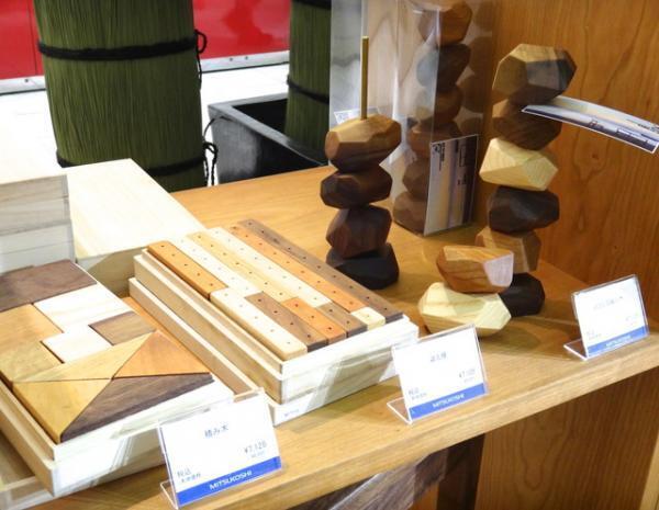 日本橋三越、五感と素材で“涼しい夏”演出