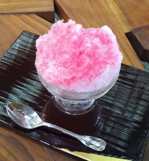 日本橋三越、五感と素材で“涼しい夏”演出