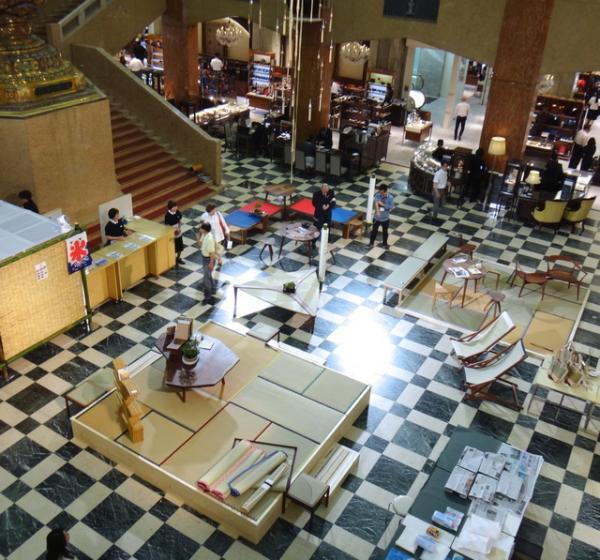 日本橋三越、五感と素材で“涼しい夏”演出