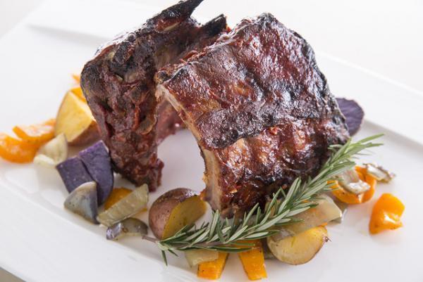 プール付き天空レストラン＆バーが青山にオープン