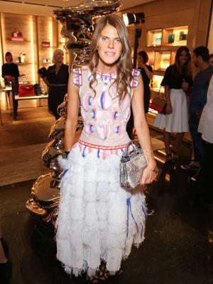 ファーで出来たカール・ラガーフェルド、フェンディから登場