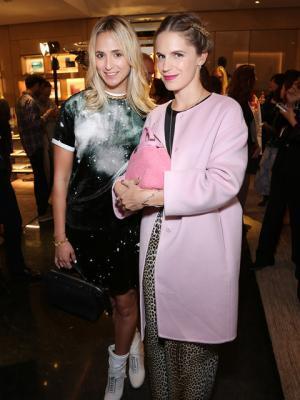 ファーで出来たカール・ラガーフェルド、フェンディから登場