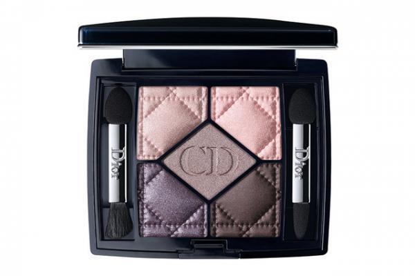 ディオールの定番アイシャドウが一新。ブランドの歴史が込められた12色登場