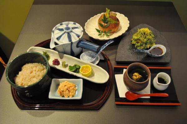 全室スイートルームのホテル龍名館お茶の水本店オープン。日本茶レストランも