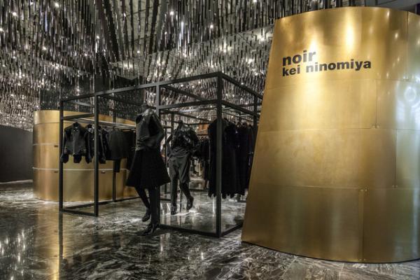 ノワール・ケイニノミヤが伊勢丹に限定出店。“着てドキドキする黒”