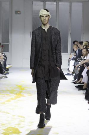 孤独なストーリーから導き出した、ヨウジヤマモトのグランジ【15SSメンズ】