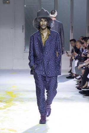 孤独なストーリーから導き出した、ヨウジヤマモトのグランジ【15SSメンズ】