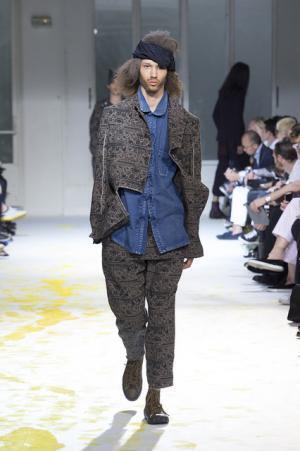 孤独なストーリーから導き出した、ヨウジヤマモトのグランジ【15SSメンズ】