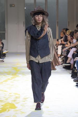 孤独なストーリーから導き出した、ヨウジヤマモトのグランジ【15SSメンズ】