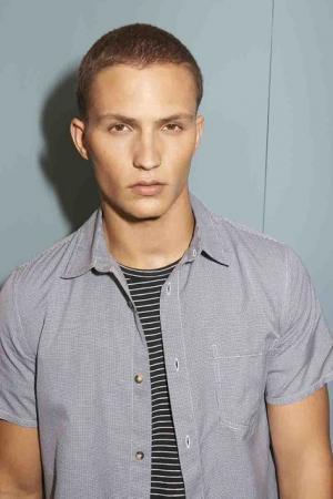 A.P.C.は90年代ミニマリズムでモダンスクールボーイ風【15SSメンズ】