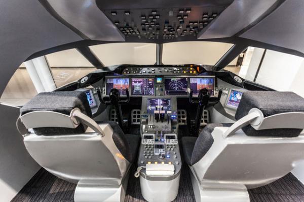 搭乗前も楽しむ羽田空港！--JAL「SKY MUSEUM」で空の旅をもっと楽しく