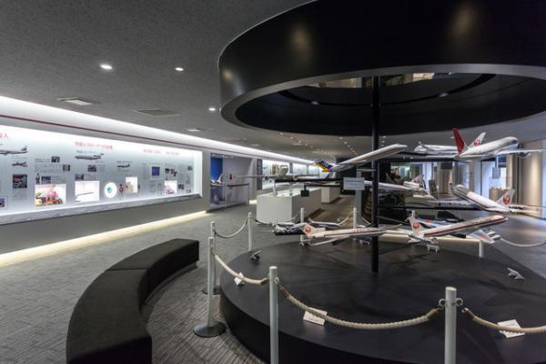 搭乗前も楽しむ羽田空港！--JAL「SKY MUSEUM」で空の旅をもっと楽しく