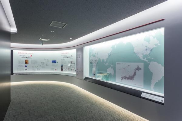搭乗前も楽しむ羽田空港！--JAL「SKY MUSEUM」で空の旅をもっと楽しく